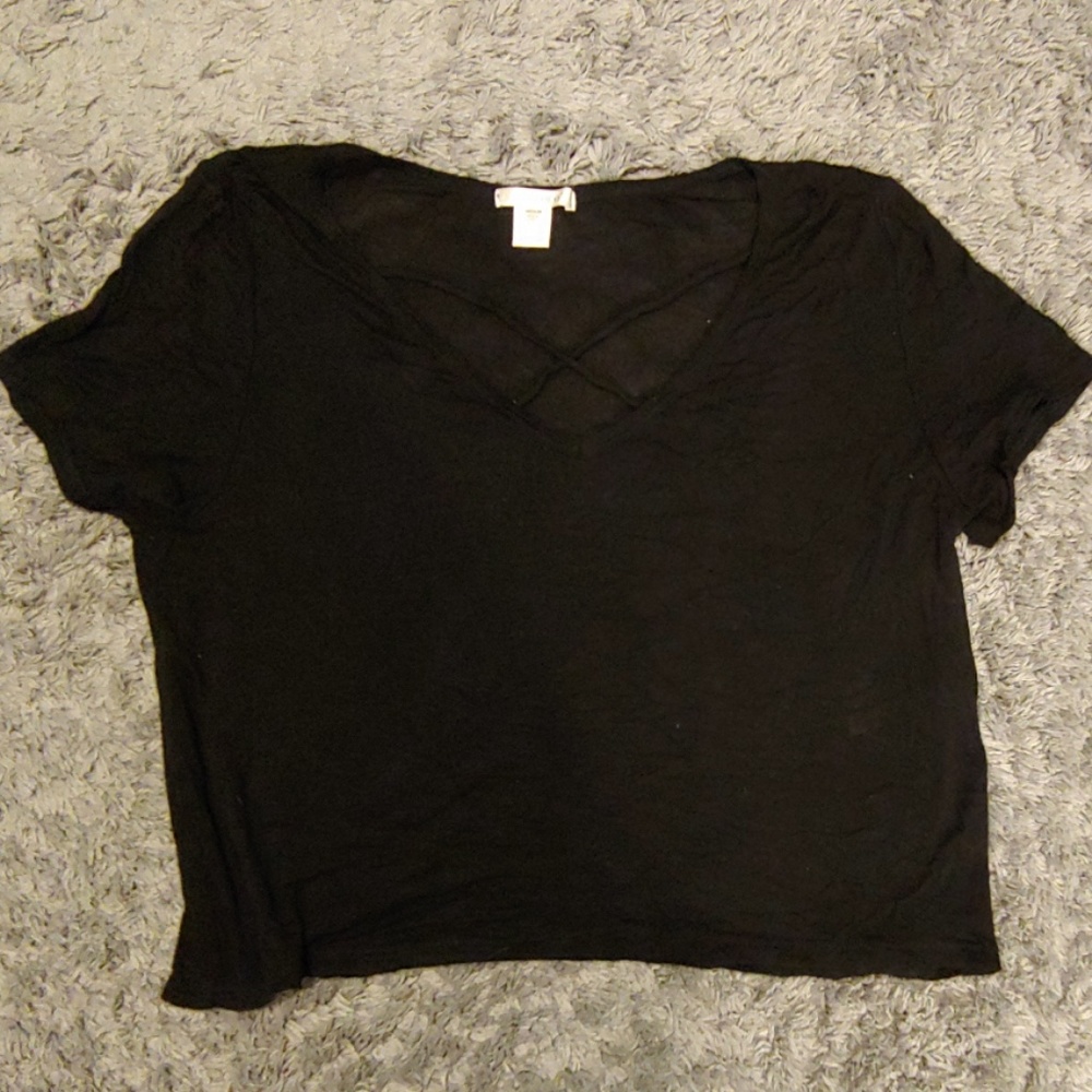 Black crop top